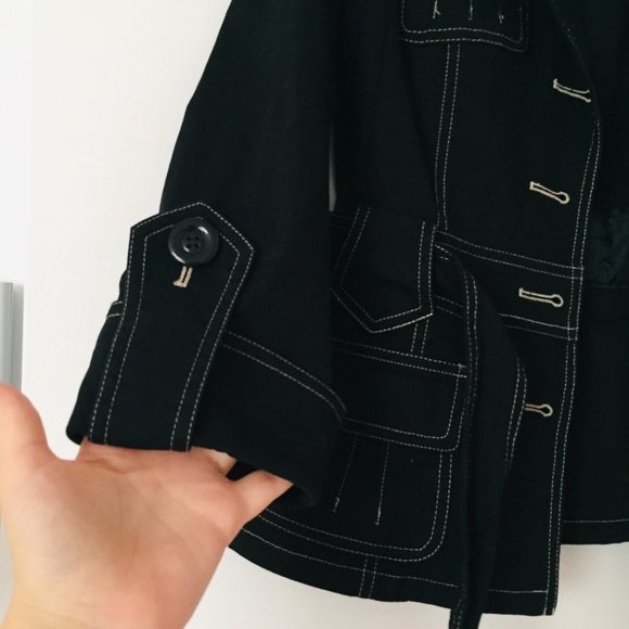 CELINE K, GORGEOUS BLACK JEAN BELTED JACKET, SZ. 4 - Picture 2 of 10